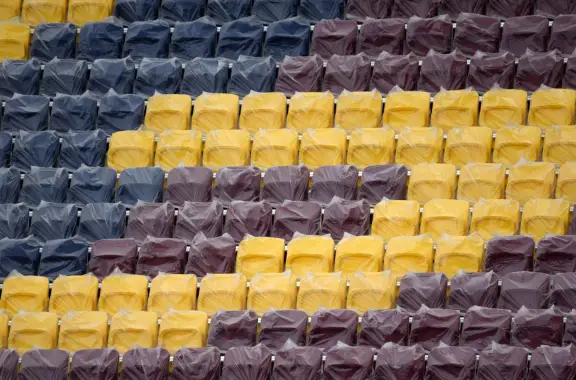 6914