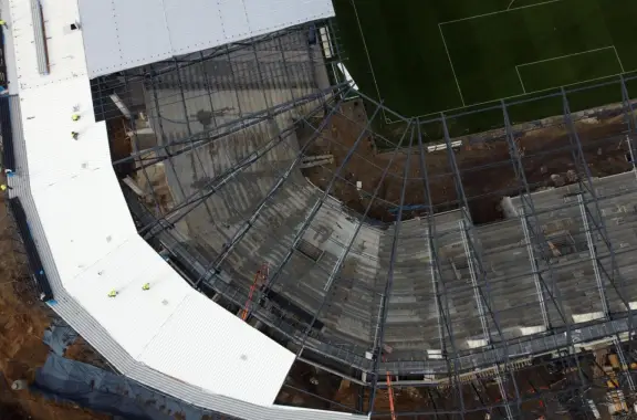 4453