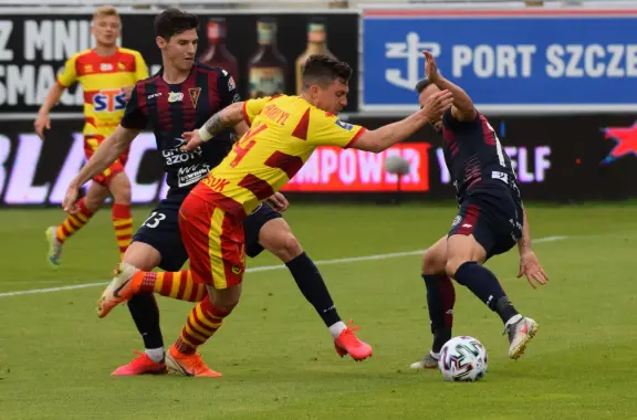 6970