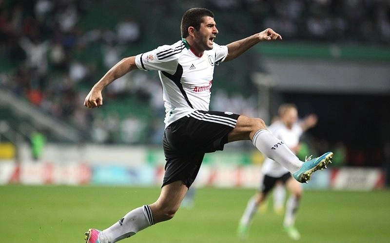 87050013pp_legia-ruch29_1366438661
