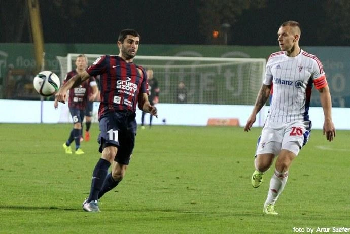 87050053_Pogon_GornikZabrze_2015-10-30_690x461