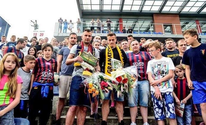 870500kibice_radek_690x420