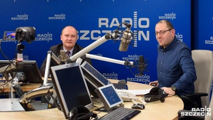 870500radio_krzystek_690x388