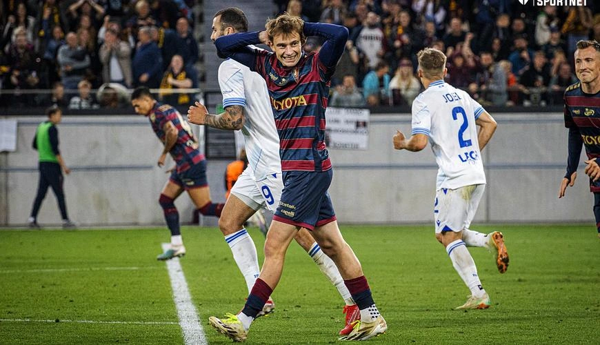 8705001a9eb5ab18f6222d8a2d8a9d21d0c73c